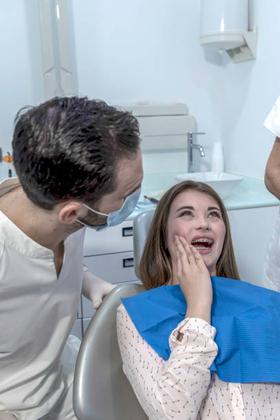 Best Tooth Infection Emergency Dentist  in Blue Hills, CT